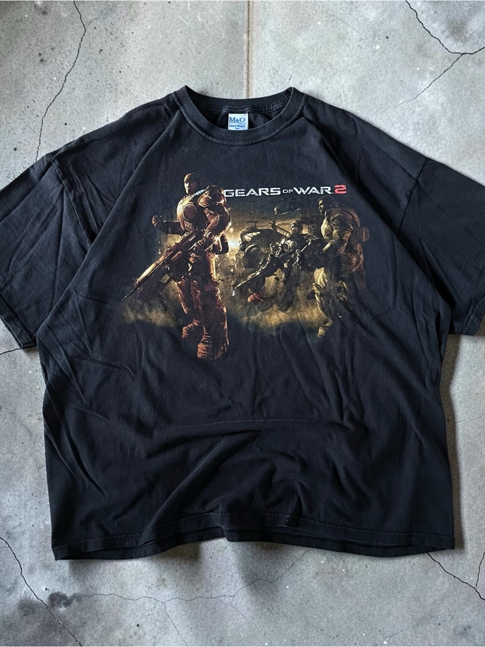vintage 2008 gears of war 2 video game graphic tee shirt